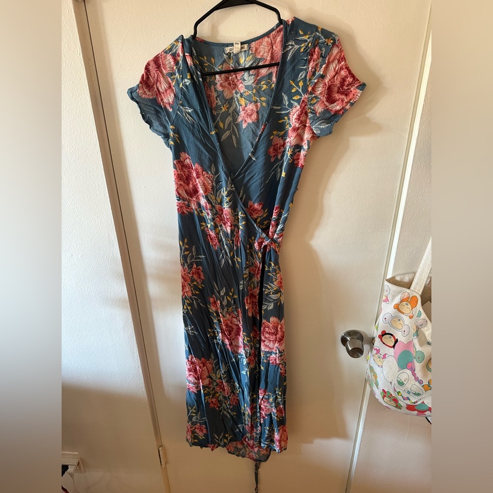 Billabong Maxi Wrap Dress SIZE M